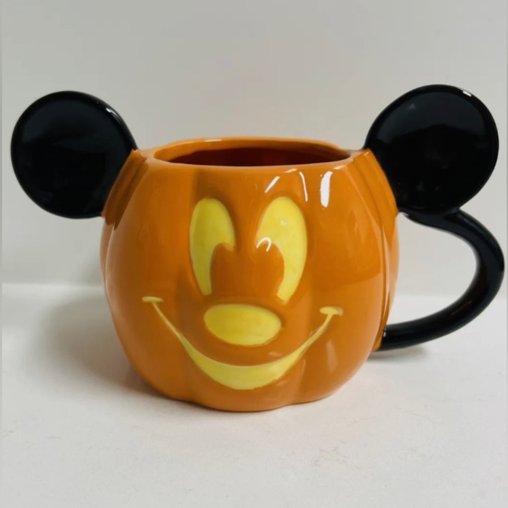 Mickey pumpkin mug